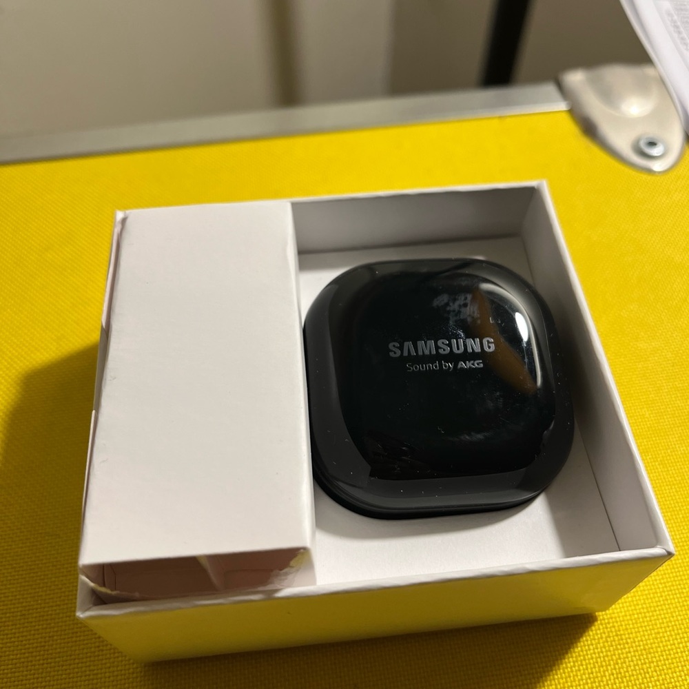 Samsung Galaxy Earbuds